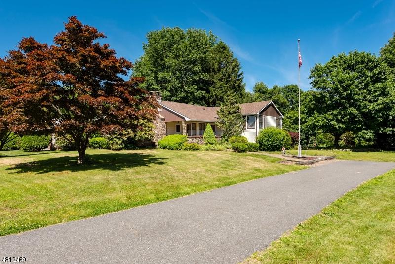34 Quaker Ave - Photo 1