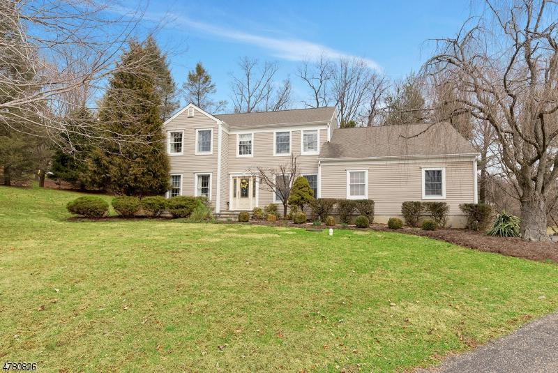 7 Grace Dr - Photo 1