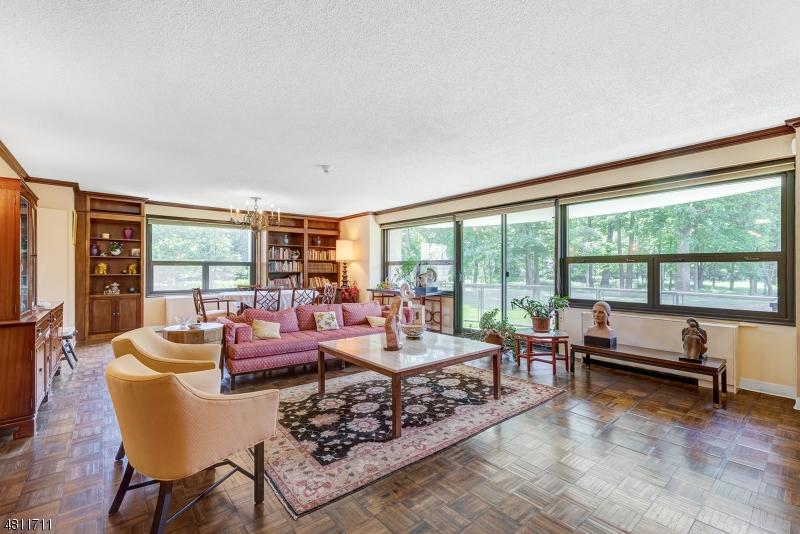 2 Claridge Dr 1Me - Photo 1