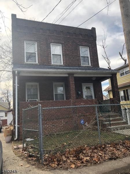 366 Miller St - Photo 1