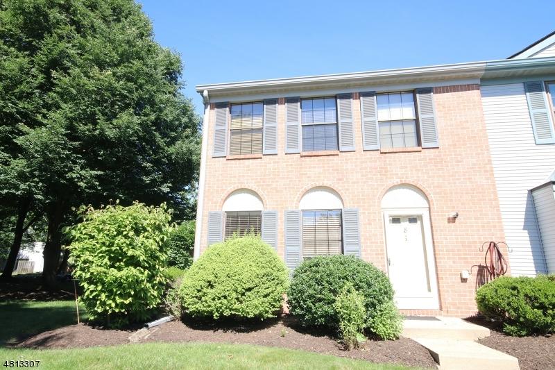 8 Veros Ln - Photo 1