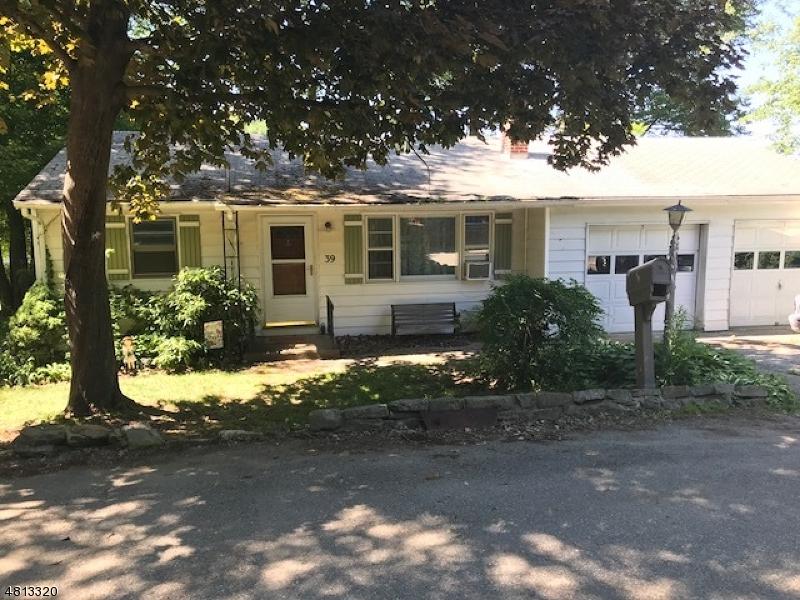 39 E Lakeshore Dr - Photo 1