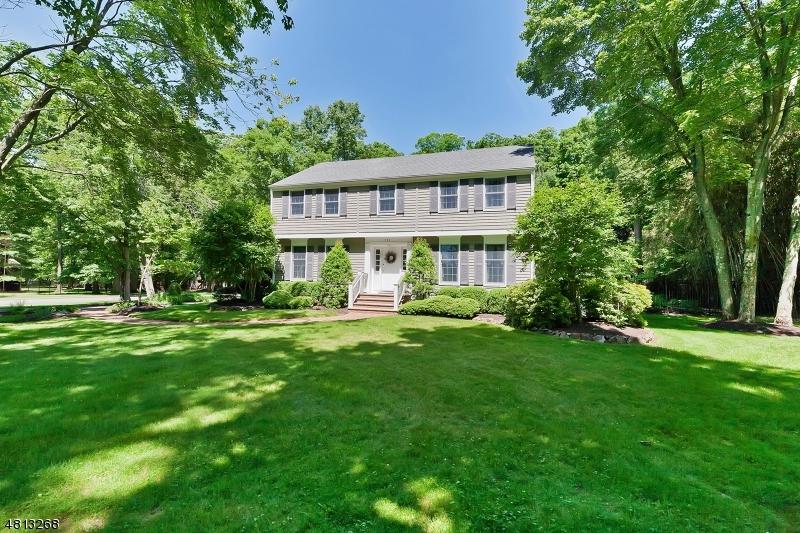 939 Sunset Rdg - Photo 1