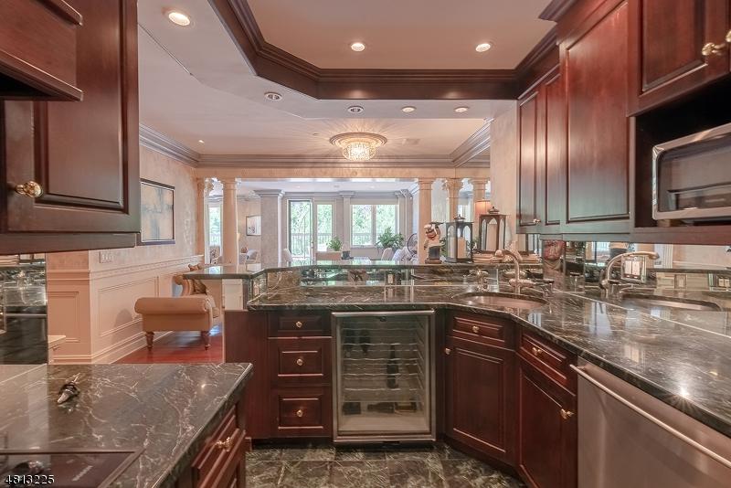 10 Smith Manor Blvd - Photo 1