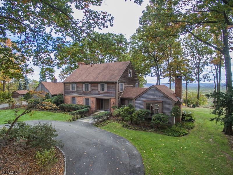 33 Hewlett Rd - Photo 1