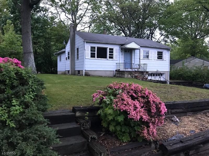 27 Millington Ave - Photo 1