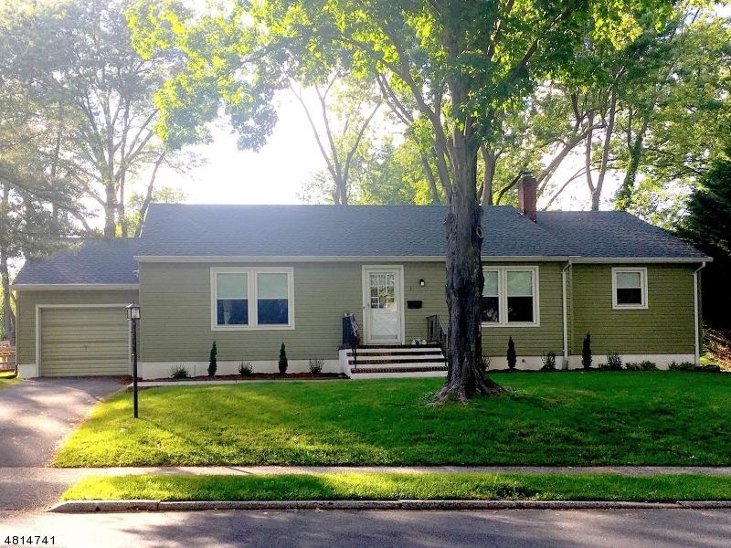 2 Dorchester Ave - Photo 1