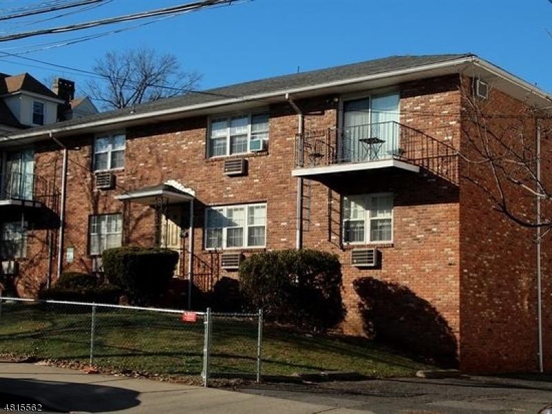 180 Highland Ave - Photo 1