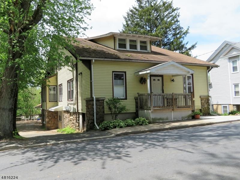 108 108 Main St - Photo 1