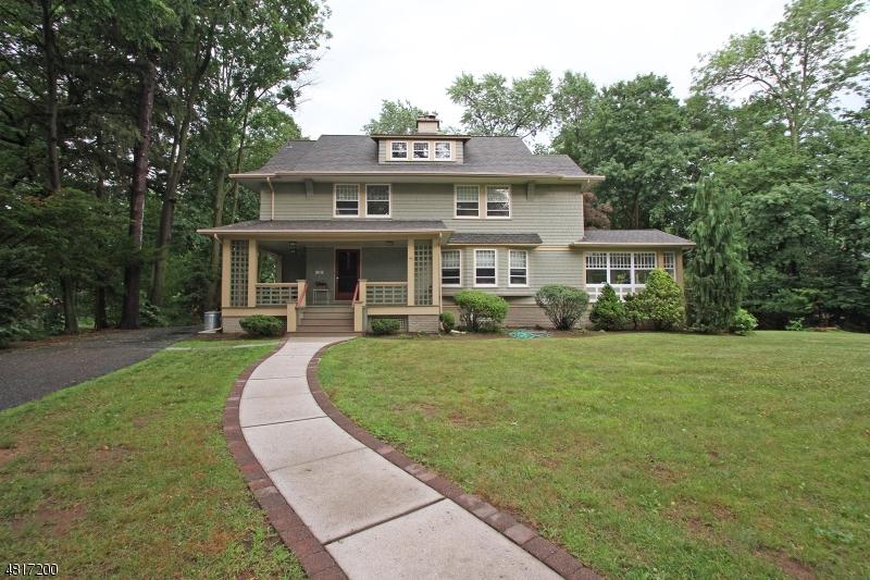 95 Central Ave - Photo 1