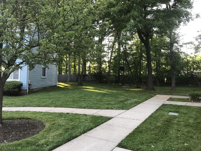 2 Woodland Dr - Photo 1