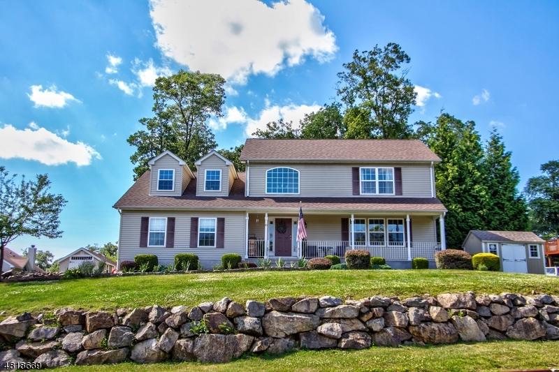 10 Crestview Dr - Photo 1
