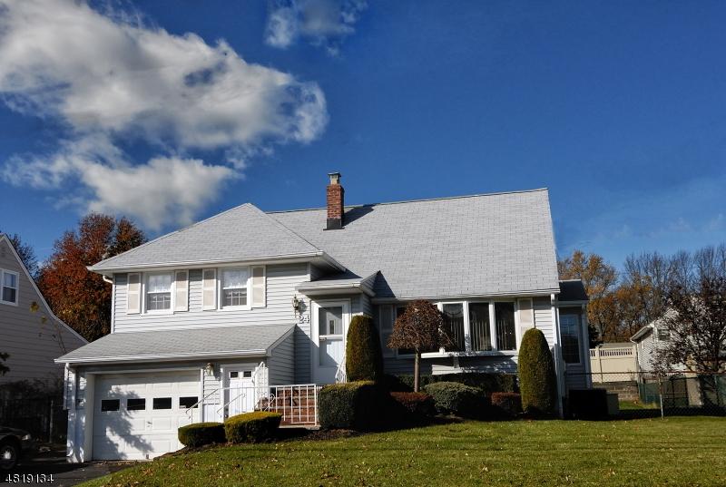 24 Mendell Ave - Photo 1