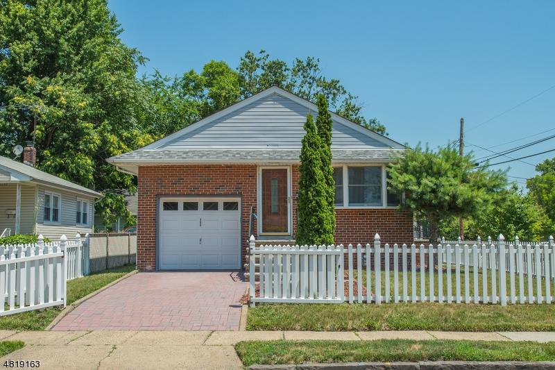 400 Mc Candless St - Photo 1
