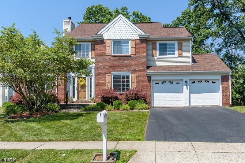 170 Buttonwood Dr - Photo 1