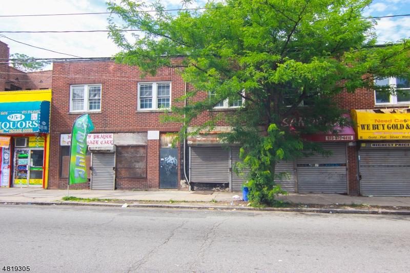 946 18TH AVE - Photo 1