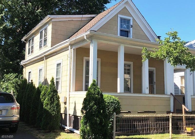 164 Christie Ave - Photo 1