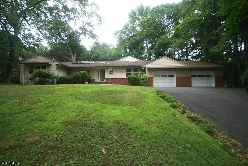 226 Skylands Rd - Photo 1