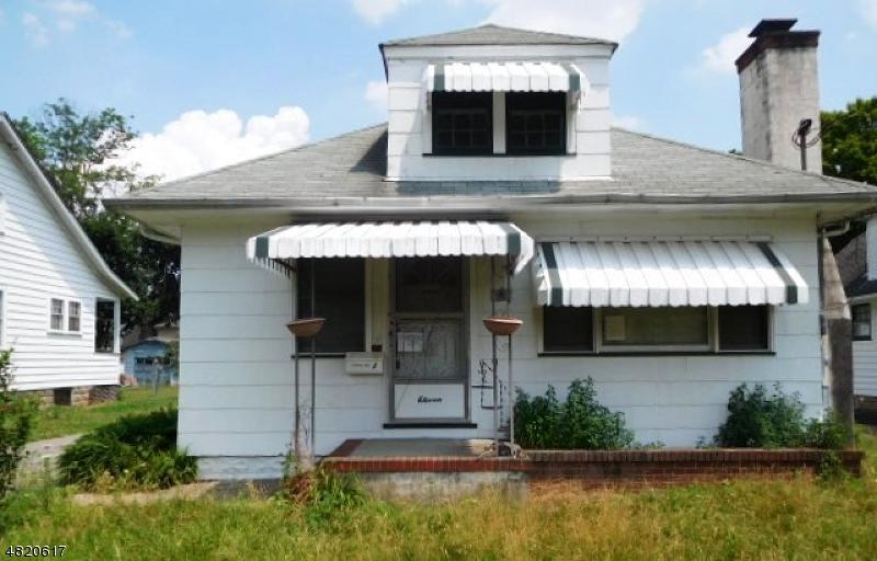 11 Riverdale Parkway - Photo 1