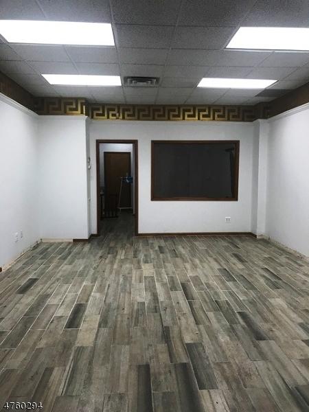 1707 Springfield Ave - Photo 1