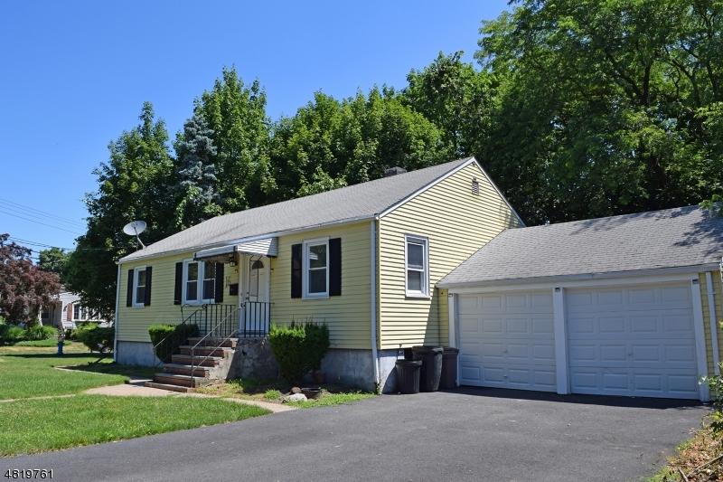 16 Adams St - Photo 1
