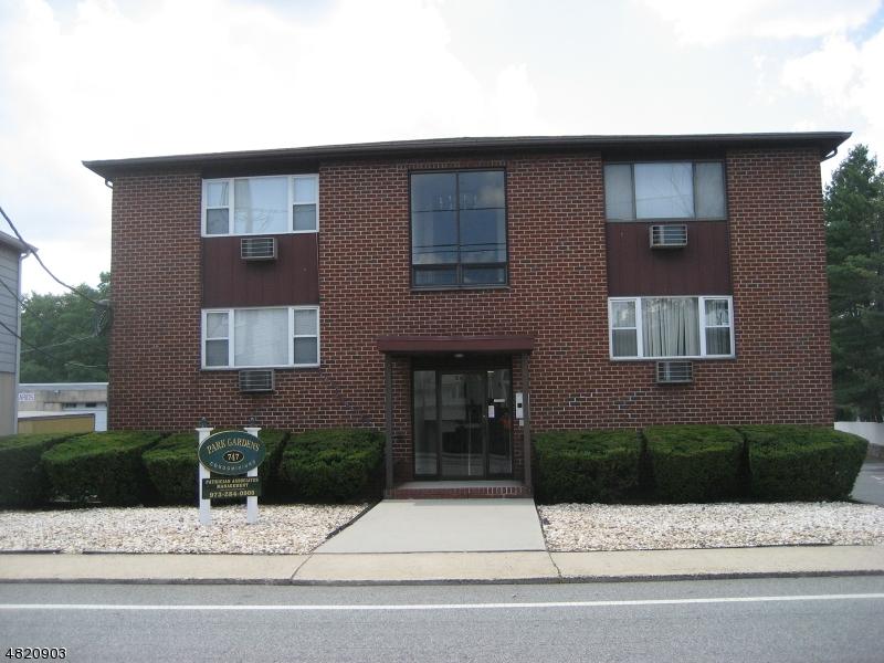 747 Riverside Ave - Photo 1