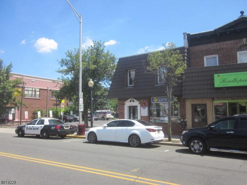 127 Chestnut St - Photo 1