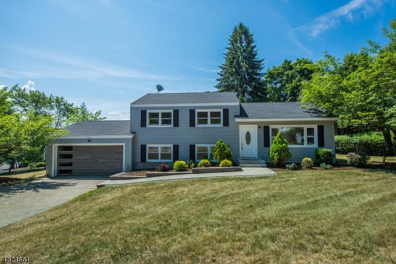 64 Pine St - Photo 1