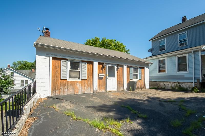 2 Chestnut Alley - Photo 1