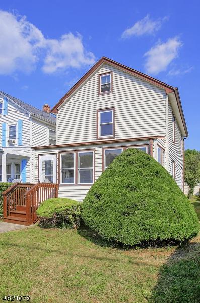 447 Downer St - Photo 1