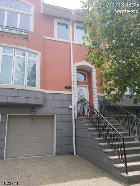 103 Winding Creek - Photo 1