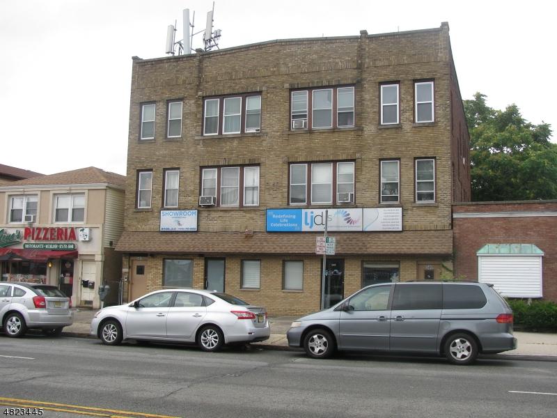 549 Washington Ave - Photo 1