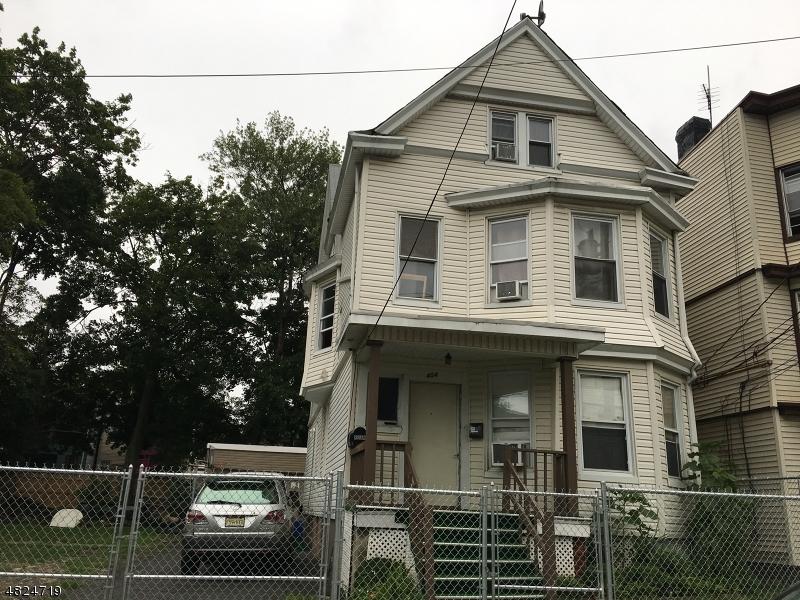 402 E 28Th St - Photo 1