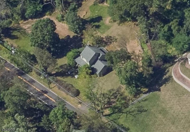 1001 N Mountain Ave - Photo 1