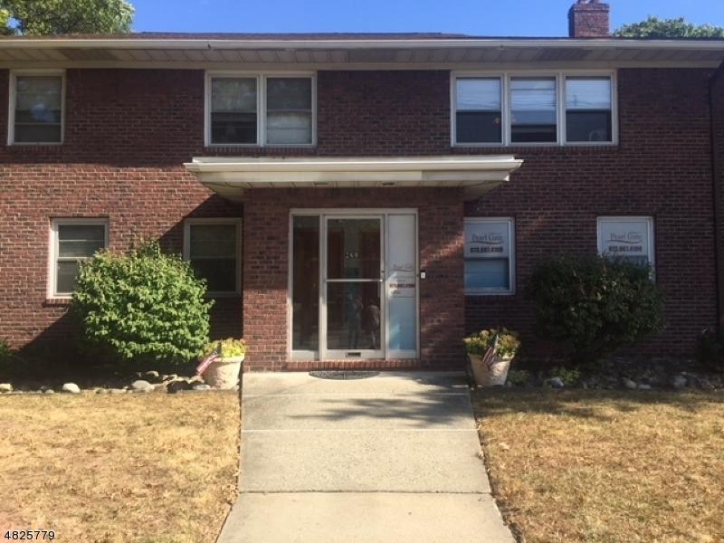 260 Washington Ave - Photo 1