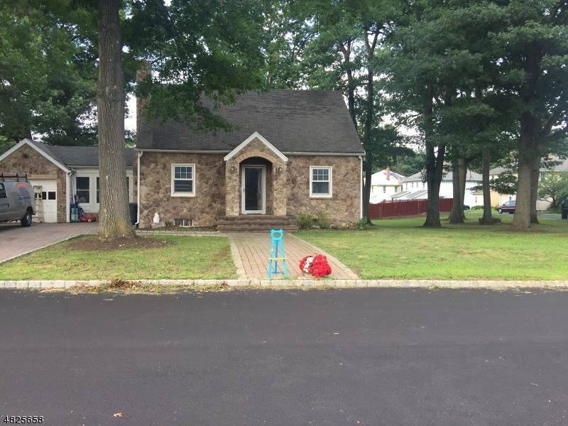 25 Grove St - Photo 1