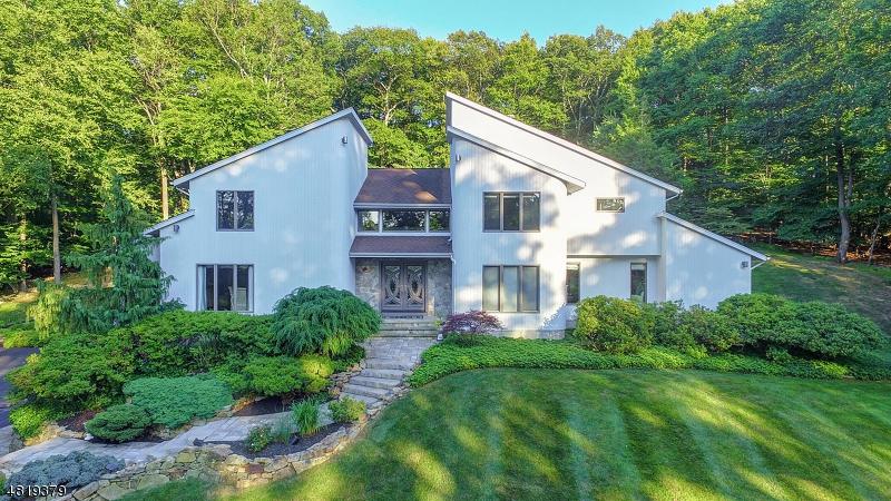 30 Old Farmstead Rd - Photo 1