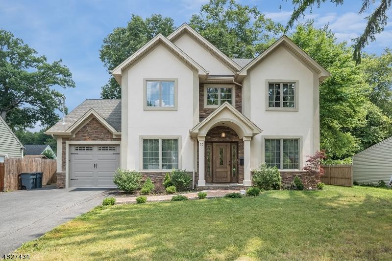20 Elmwood Dr - Photo 1