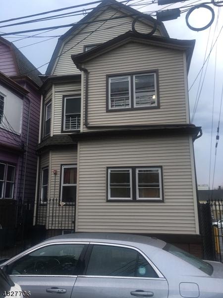 274 Carroll St - Photo 1