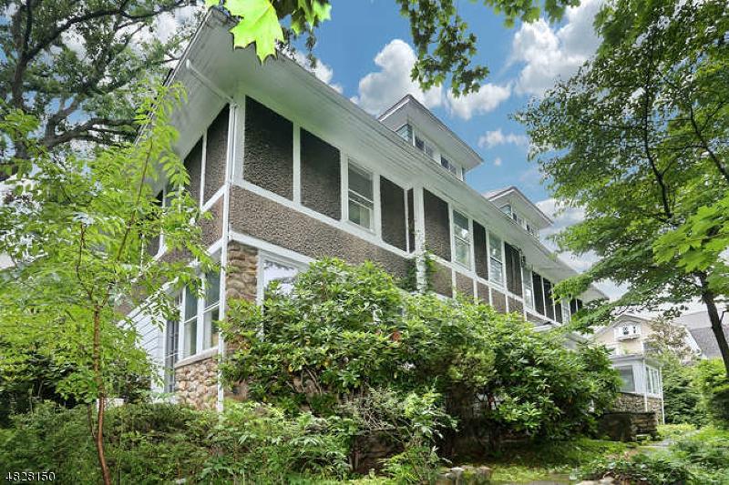60 Midwood Rd - Photo 1