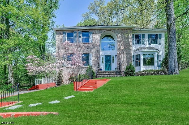 12 Benjamin Ct - Photo 1