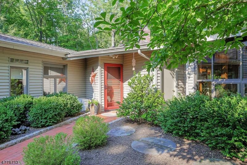 1085 Cherry Hill Rd - Photo 1