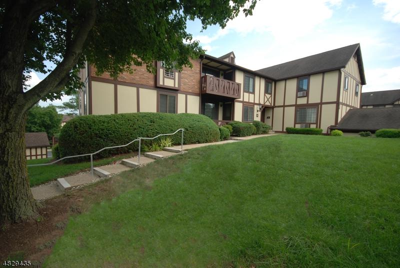 17 Canterbury Rd - Photo 1