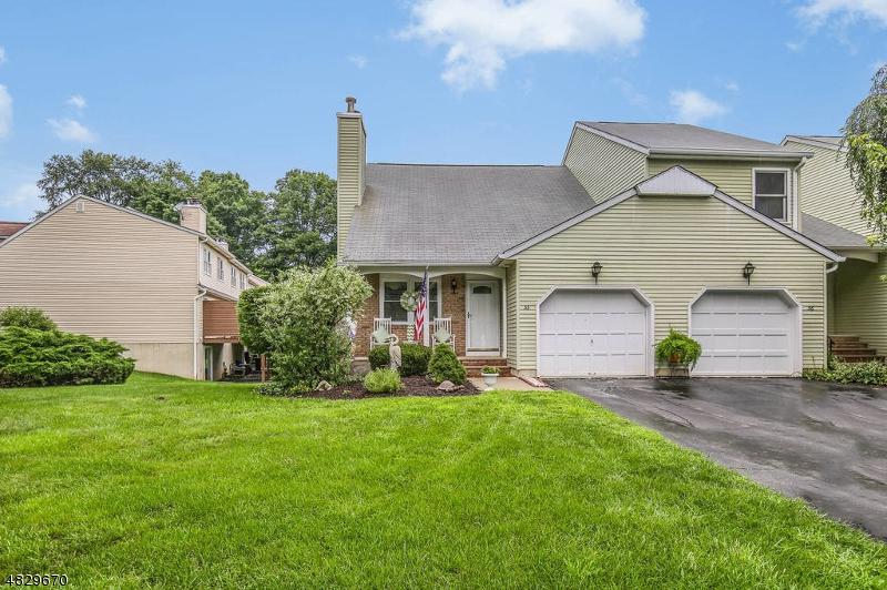 55 Carriage Ln - Photo 1