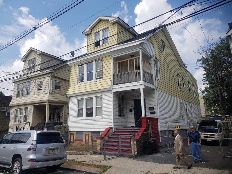 281 Clinton Pl - Photo 1