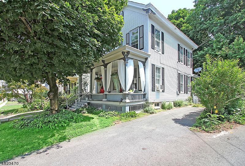 11 Park Ave - Photo 1