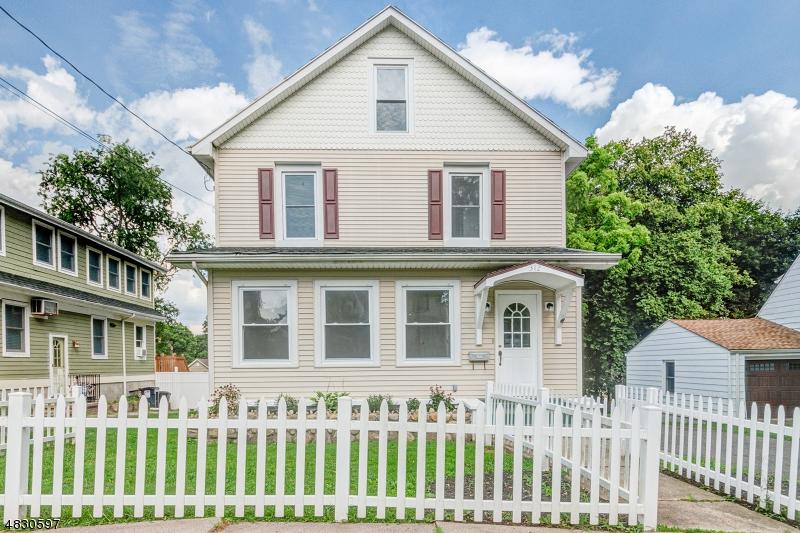 312 Sharp St - Photo 1