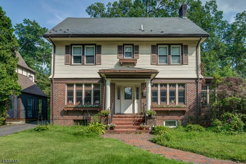 754 Haxtun Ave - Photo 1