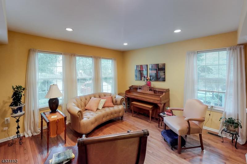 265 Thistle Ln - Photo 1