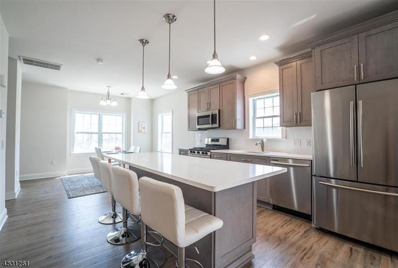 749 Marin Ave - Photo 1